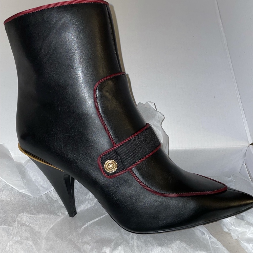 Nine West Westham Black Booties w/ Burgundy Trim